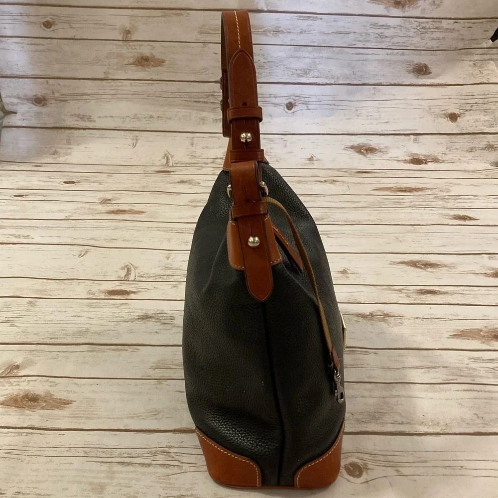 Dooney & Bourke Pebble Grain Hobo Black